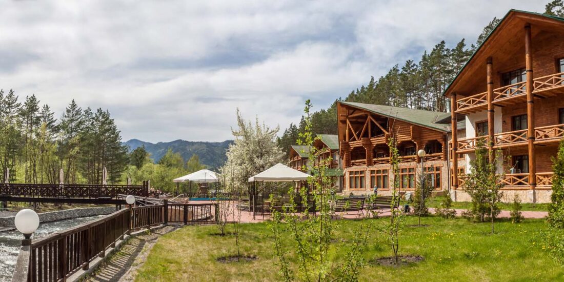 Eco-resort Maryin Altai Island