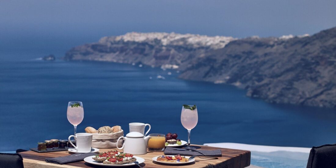 Cavo Tagoo Santorini